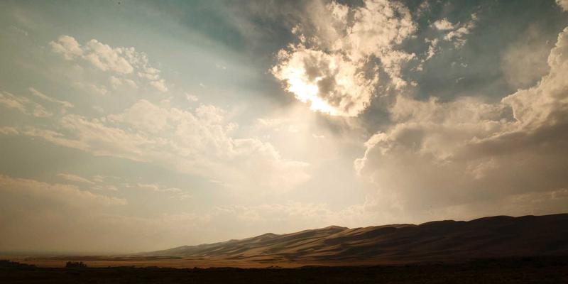 突破数据中心性能瓶颈：深度解析RoCEv2与智能拥塞控制算法